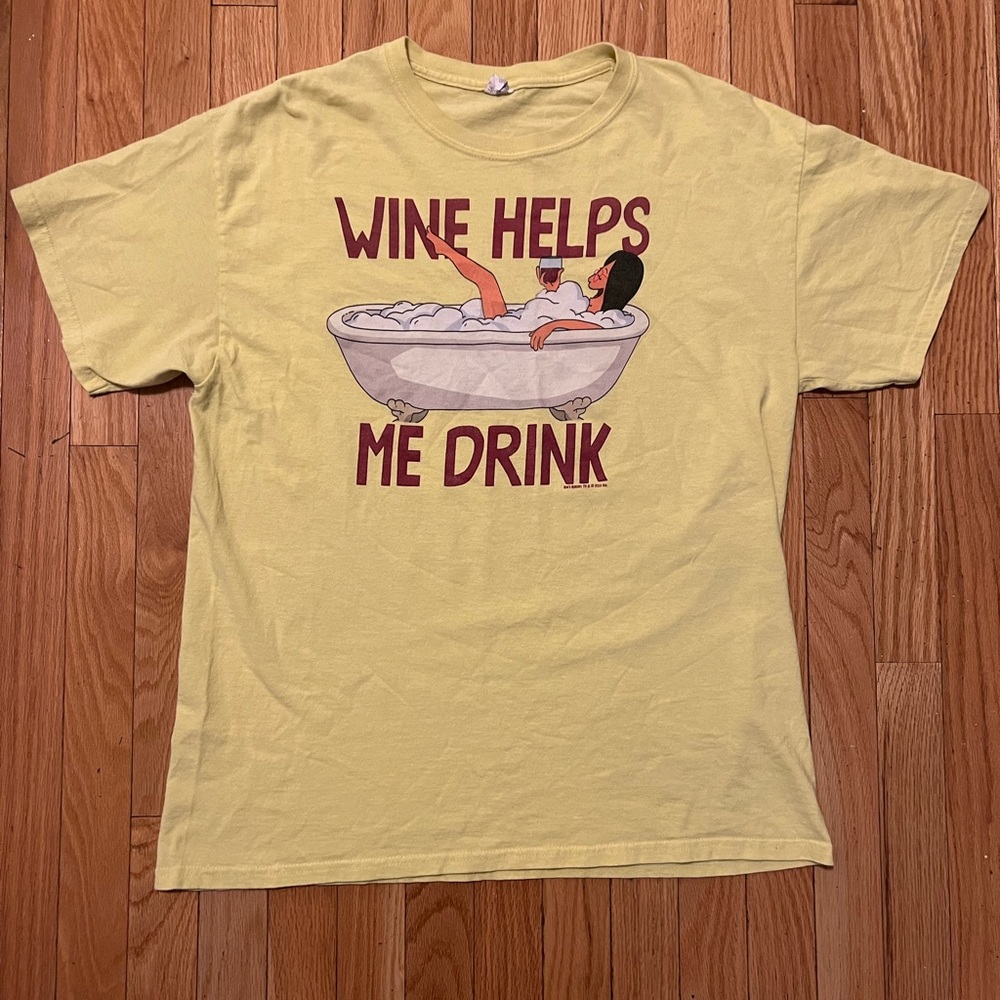 GRAPHIC TEE💖 BOBS BURGERS FOX TV YELLOW TSHIRT “ WINE HELPS ME DRINK” from 2016